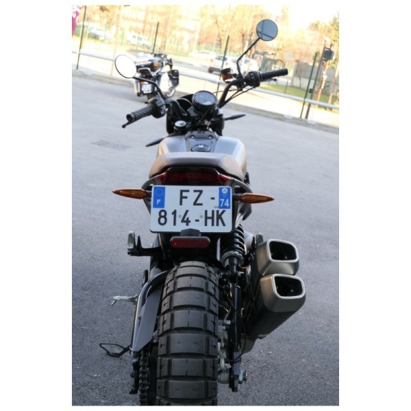 ARG Spirit: Support de plaque d'immatriculation centrale double pour Indian FTR 1200